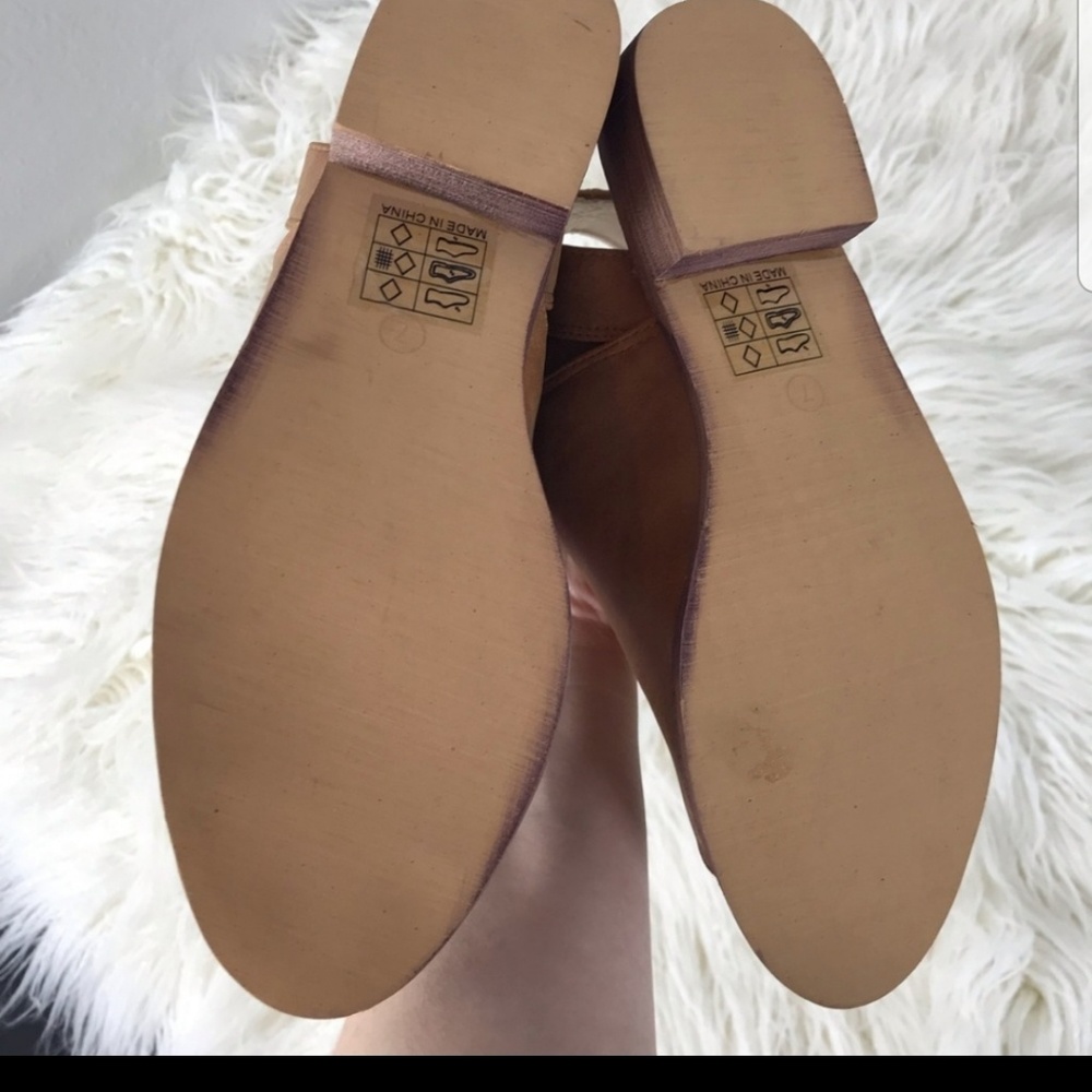 Open toe booties - Picture 4 of 4
